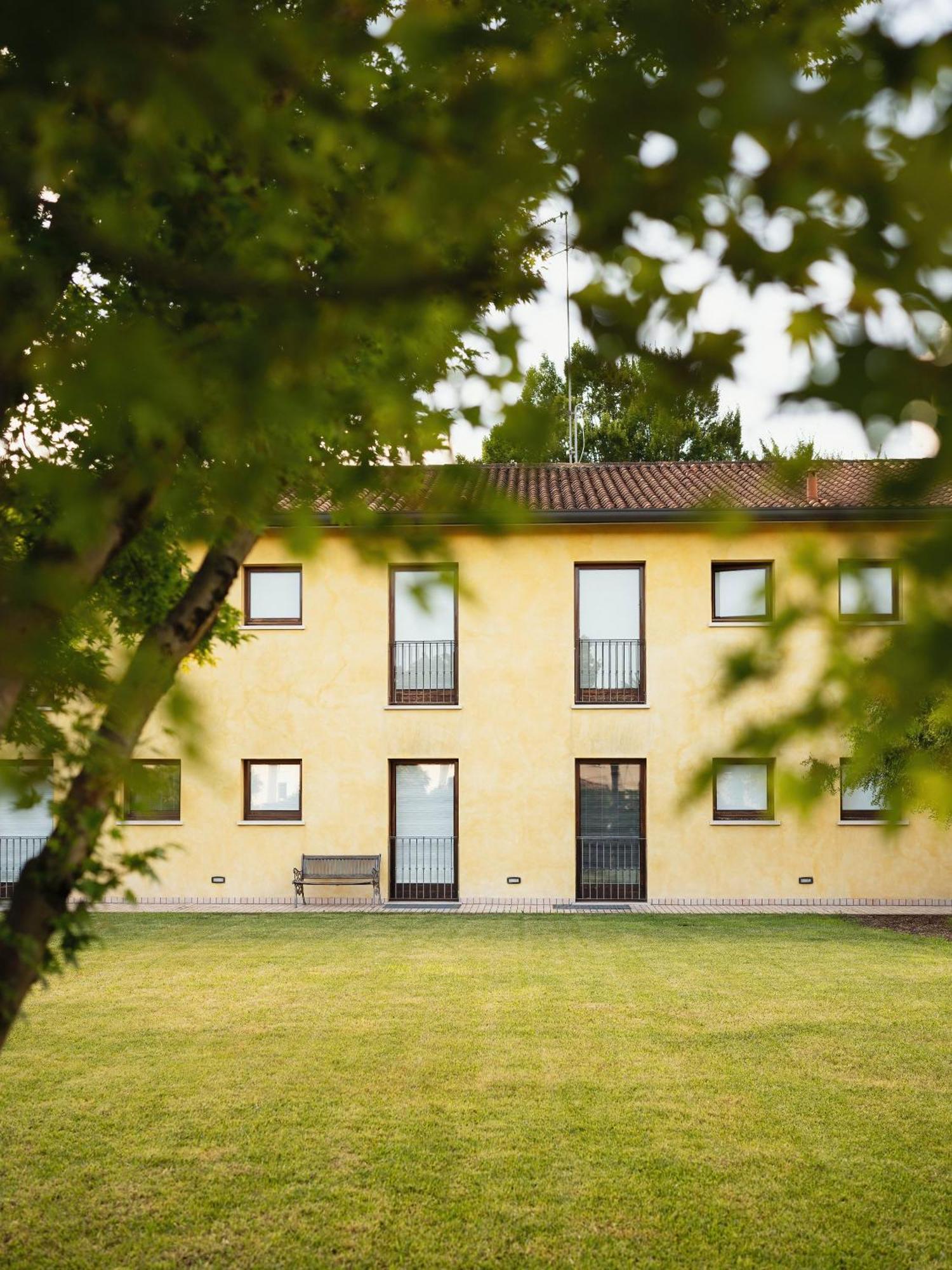 Hotel Al Giardino トレヴィーゾ エクステリア 写真
