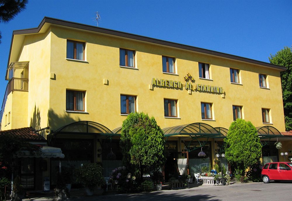 Hotel Al Giardino トレヴィーゾ エクステリア 写真